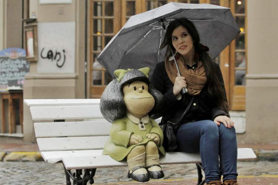 Mafalda y otros personajes salen a las calles en Buenos Aires