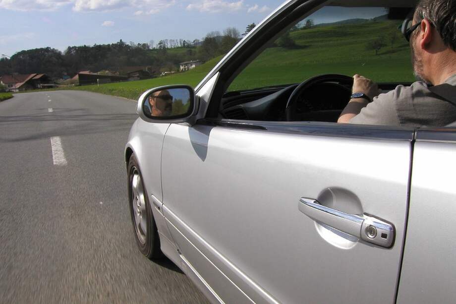 El nuevo sistema de bajo coste detecta la fatiga y situaciones de distracción en los conductores. / Timo Newton-Syms - Flickr