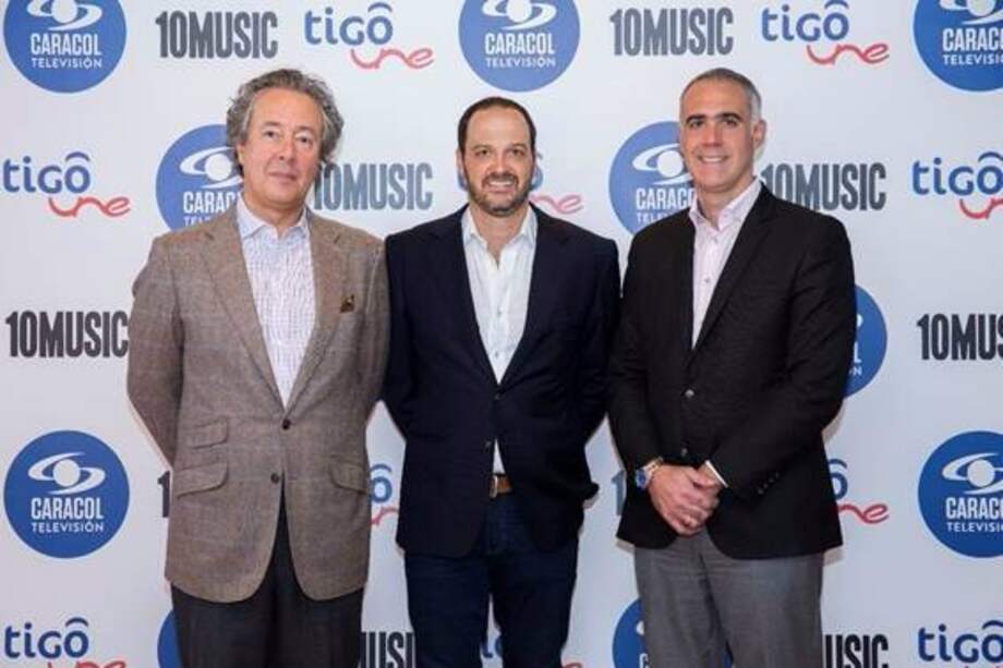 Gonzalo Córdoba, presidente de Caracol Televisión; Felipe Jaramillo, director ejecutivo de 10MUSIC y Marcelo Cataldo, presidente de TigoUne. / Cortesía