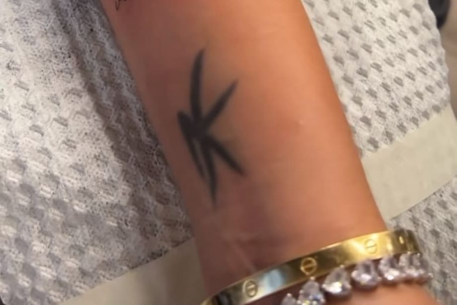 Andrea Valdiri se hizo un tatuaje y fue víctima de burlas. ¿Qué le dibujaron?