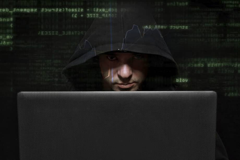 Los delincuentes cibernéticos por motivos financieros representan los mayores riesgos para la industria. / Getty Images.