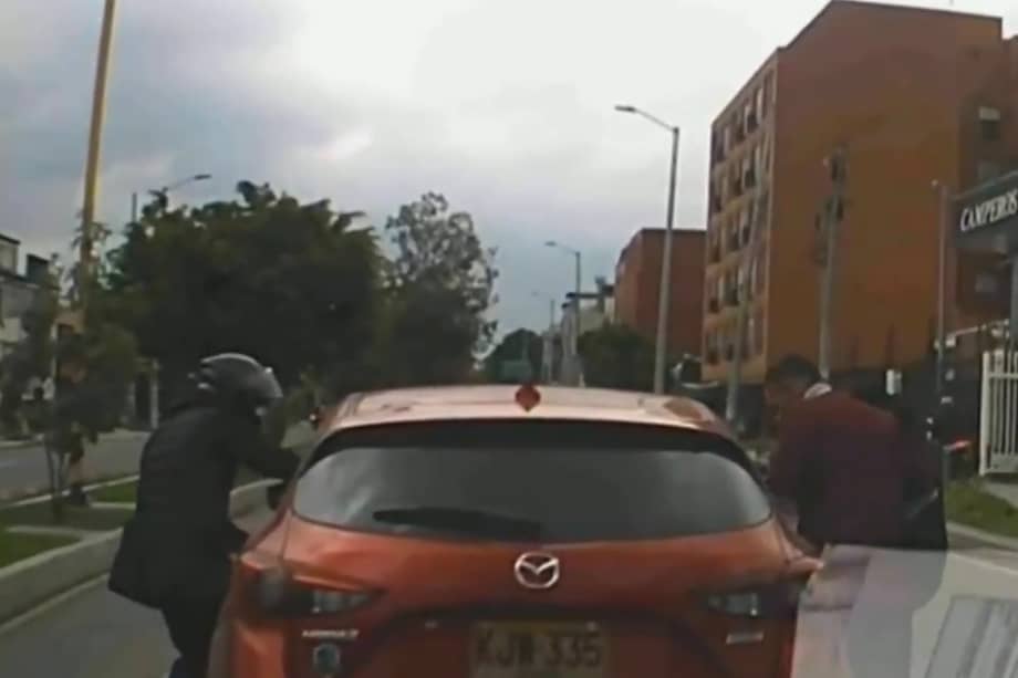 Según la Secretaría de Seguridad, las personas afectadas no quisieron interponer la denuncia ni entregar detalles sobre los elementos hurtados. Incluso, solicitaron a los uniformados retirarse del lugar.