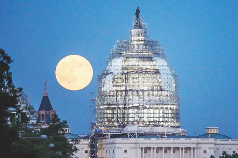 Durante 2016 varios lugares del mundo fueron testigos de la superluna, un fenómeno natural que hace ver la luna 14 % más grande y 30 % más luminosa. / Pixabay