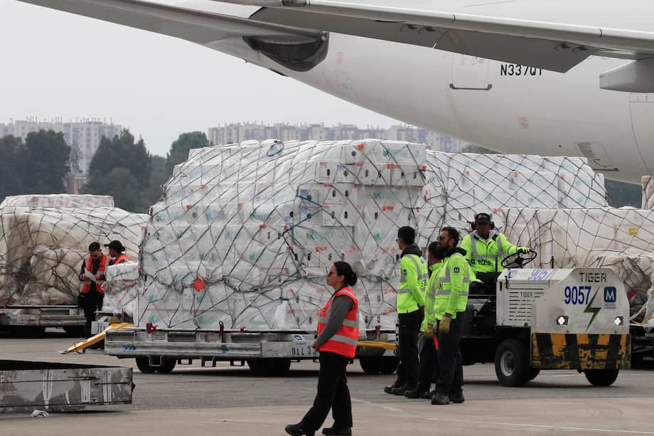 La carga también subió: 244.000 toneladas, impulsadas por comercio electrónico y rutas internacionales.