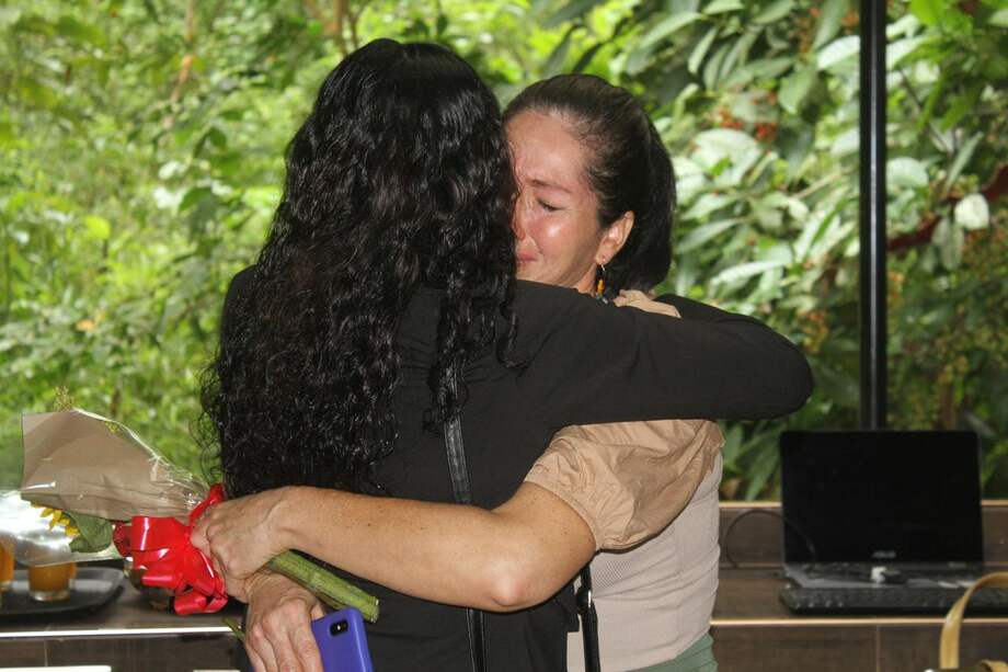 El conflicto armado separó a Irene de su madre cuando tan solo tenía ocho años. Fueron décadas de dudas y de seguir pistas para dar con ella.