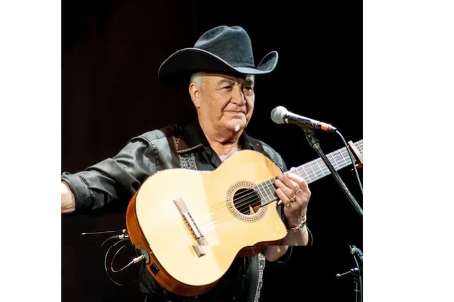 Eliades Ochoa, de Buena Vista Social Club. Así fue su concierto en Bogotá: “Como nunca”