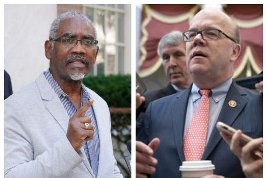 Los representantes de EE. UU., Gregory Meeks (i) y Jim McGovern (d) critican el exceso de fuerza policial durante las manifestaciones en Colombia.
