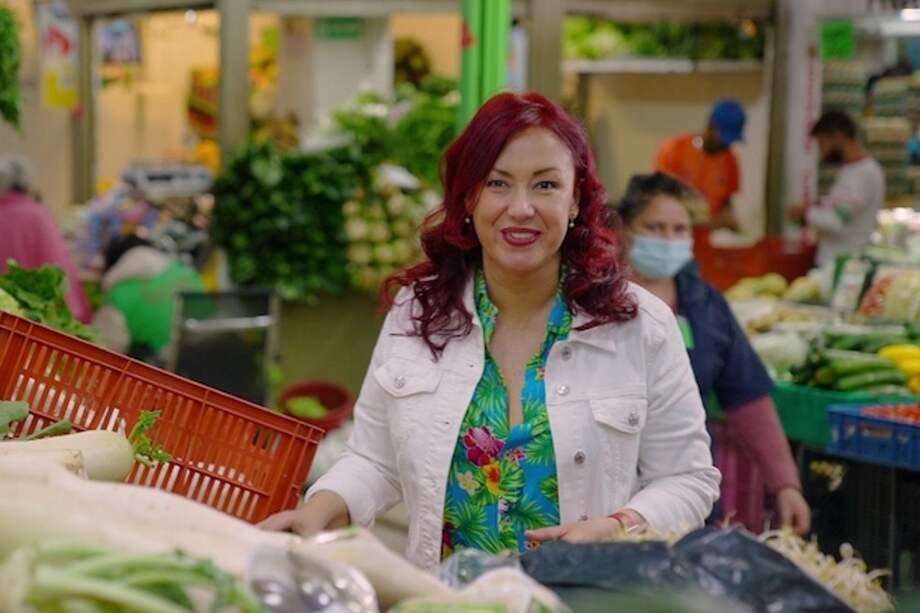 La chef Margarita Bernal sale a recorrer las calles de su ciudad para compartir sus lugares favoritos con los amantes de la buena cocina.