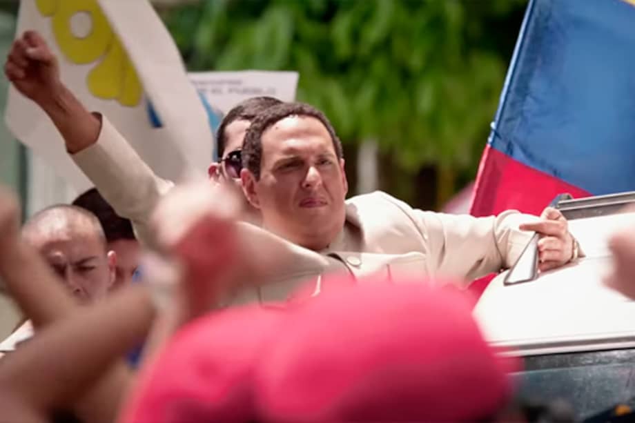 Andrés Parra como Hugo Chávez.