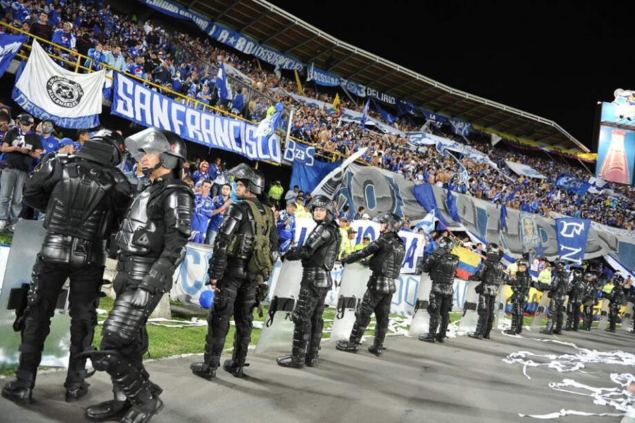 El comportamiento en el estadio, salvo algunas excepciones, fue ejemplar / Óscar Pérez