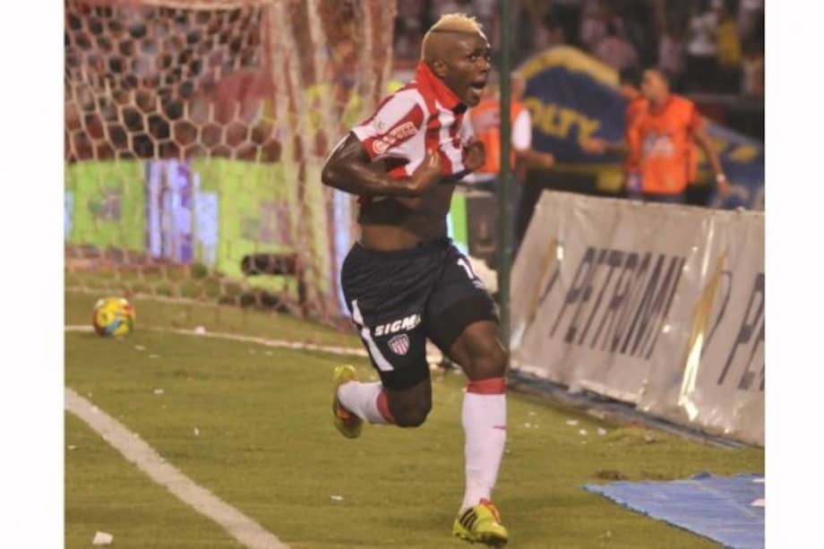 Júnior derrotó 1-0 a Nacional en el partido de ida por la gran final de la Liga