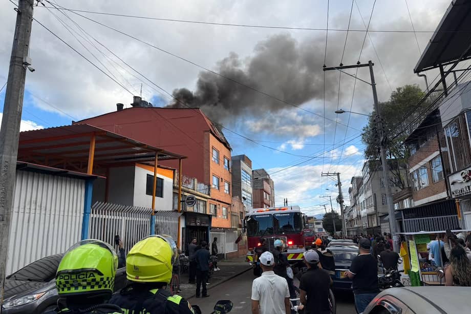 Incendio en la carrera 20A con calle 6B.