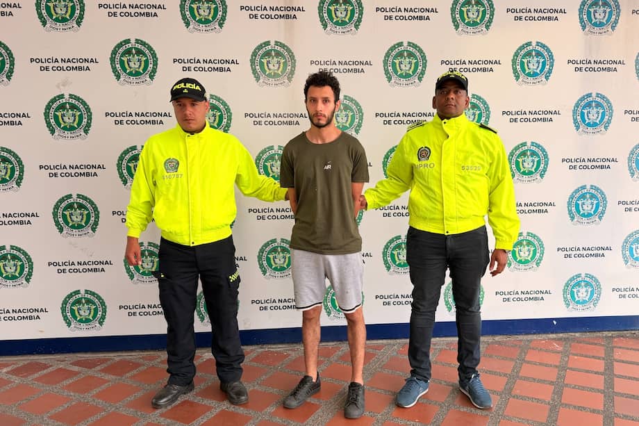 El procesado no aceptó los cargos y un juez le impuso medida de aseguramiento en establecimiento carcelario.