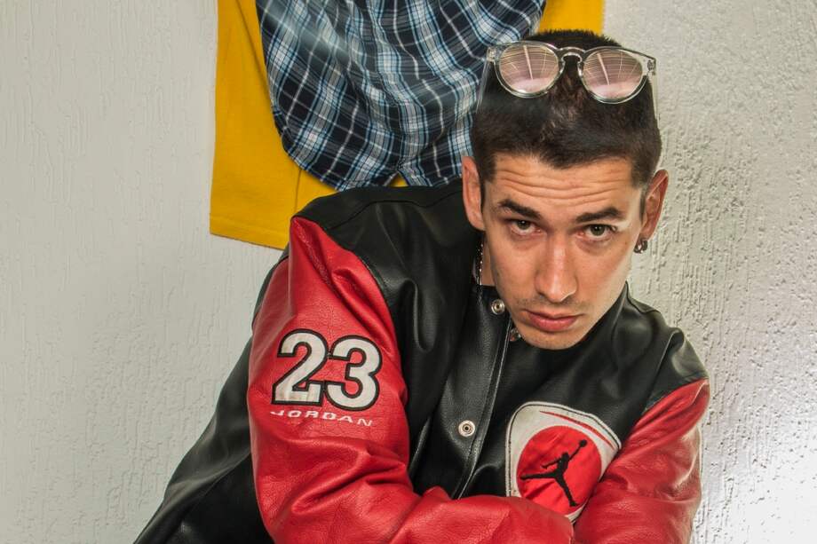 Juan Pablo Urrego caracterizado como su personaje en “El bolero de Rubén”. / Cortesía