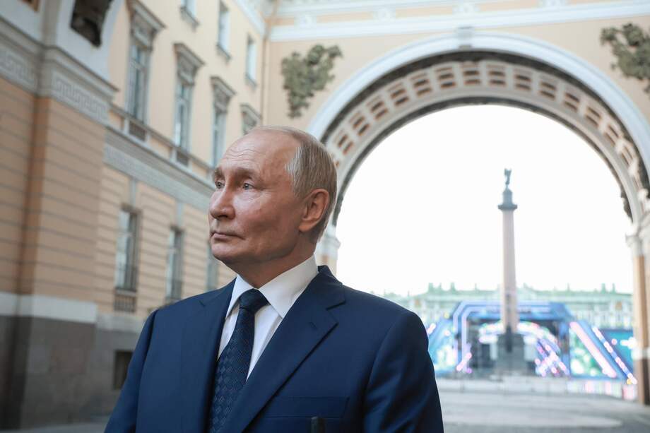 El presidente ruso, Vladímir Putin, advirtió que permitir el uso de misiles storm shadow pondría a los países de la OTAN “en guerra con Rusia”.