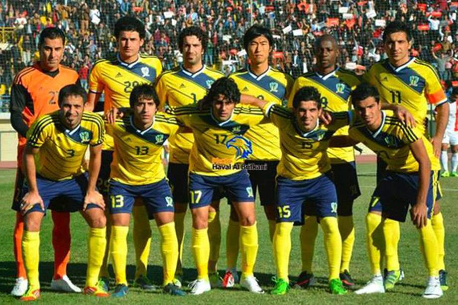 Equipo de fútbol iraquí usa una camiseta similar a la de la Selección Colombia