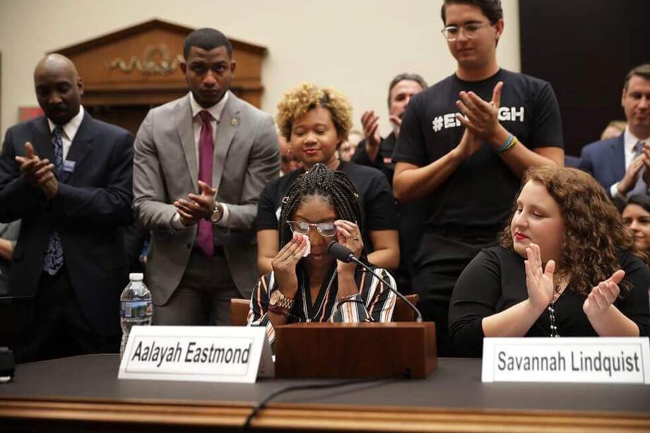 Aalayah Eastmond, superviviente del tiroteo masivo en la escuela de Parkland, Florida, el 14 de febrero del 2018. / AFP