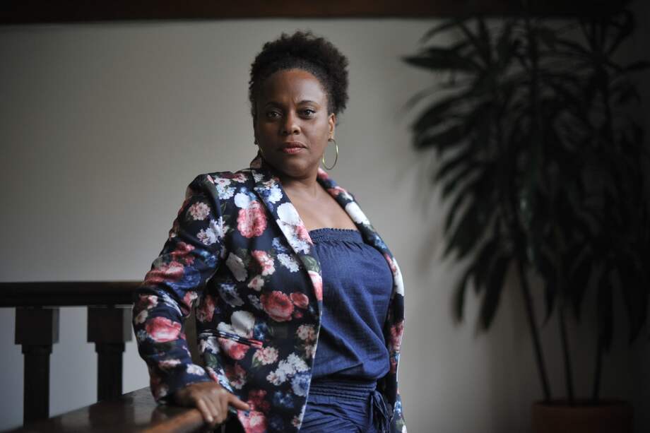 Danit Torres Fuentes es una trabajadora social de Cartagena que sigue luchando para evitar el racismo. / Gustavo Torrijos - El Espectador.