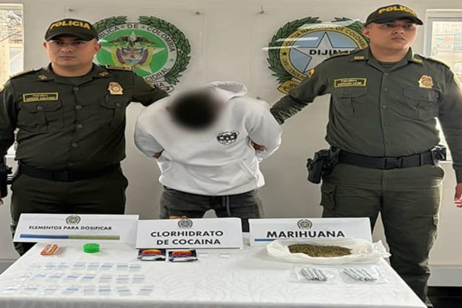 Alias ‘Ventura’ tenía un amplio historial delictivo que se remonta a 2011. Según las autoridades, registra múltiples antecedentes por tráfico, fabricación y porte de estupefacientes, así como procesos por porte ilegal de armas de fuego, lesiones personales, violencia intrafamiliar, daño en bien ajeno y, recientemente, constreñimiento ilegal.