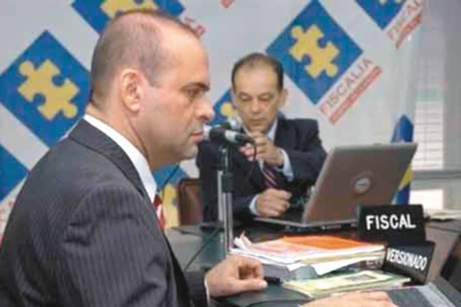 Salvatore Mancuso también es investigado por delitos posteriores a la desmovilización de los paramilitares.