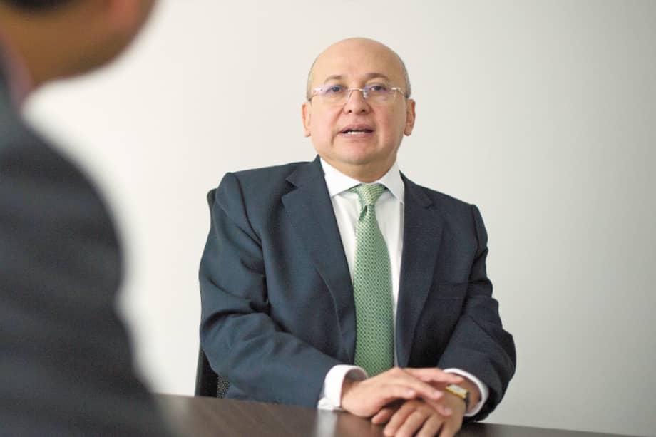 Para el exfiscal, el presidente puede convocar a un constituyente por medio de estos reglamentos constitucionales autónomos.