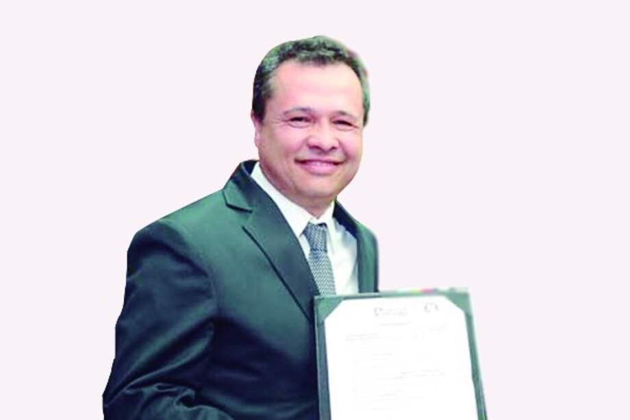 César Augusto Carrillo es experto en planeación y gestión, y especialista en negocios internacionales con énfasis en mercados de capital.