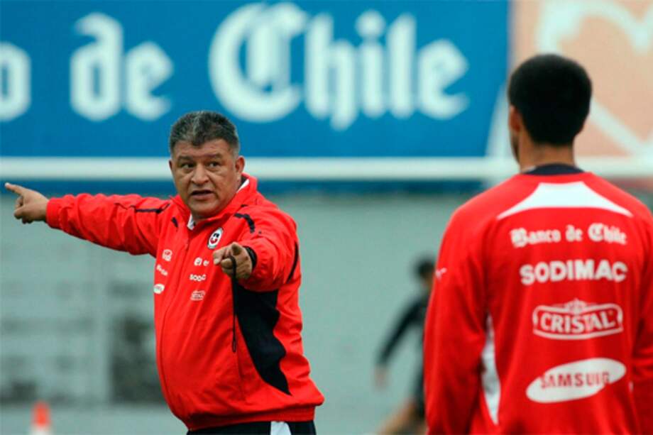 Claudio Borghi ya seleccionó sus 'armas' para enfrentar a Colombia / Archivo EFE