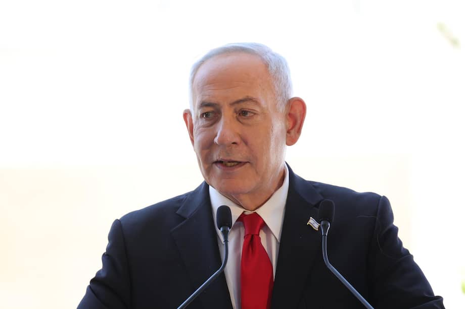El primer ministro israelí, Benjamin Netanyahu, participa en la colocación de la primera piedra del Centro Patrimonial Atarot, en Jerusalén.