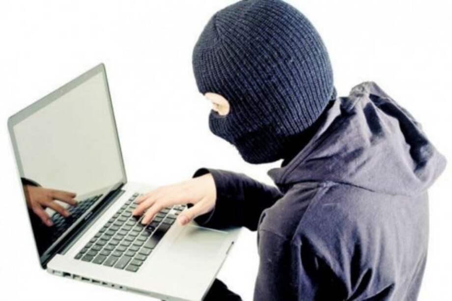 Capturan a 16 personas por hackear cuentas de entidad bancaria en el país