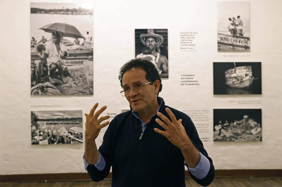 "Usted nos ha dado fortaleza frente al miedo y la desesperanza, porque su voz es la voz de la clemencia y la justicia" - Gonzalo Mallarino