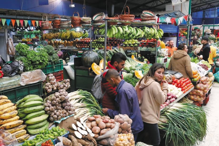 Según Frubana, durante su operación en Colombia llegaron a comprar "más de 90 toneladas diarias de frutas y verduras a campesinos
locales" para venderle a "más de 30,000 restaurantes". EFE/ Carlos Ortega