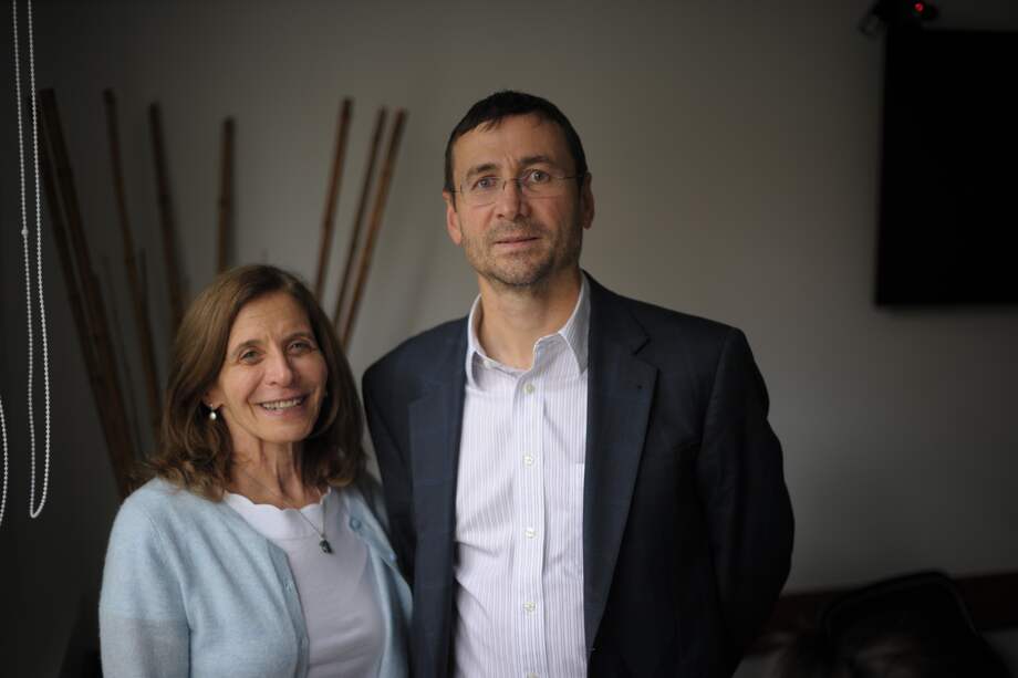 Marcie Mersky y Cristian Correa, miembros del Centro Internacional de Justicia Transicional. / Cristian Garavito