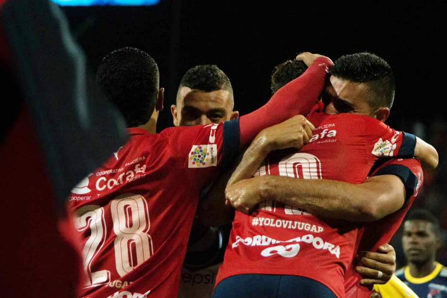 Leonardo Castro y Edison Toloza anotaron los goles de la victoria del Medellín sobre Jaguares. / @DIM_Oficial
