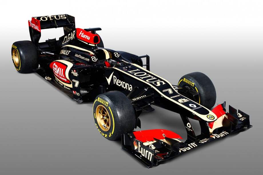 El E21 será pilotado por el finlandés Kimi Räikkönen y el francés Romain Grosjean.