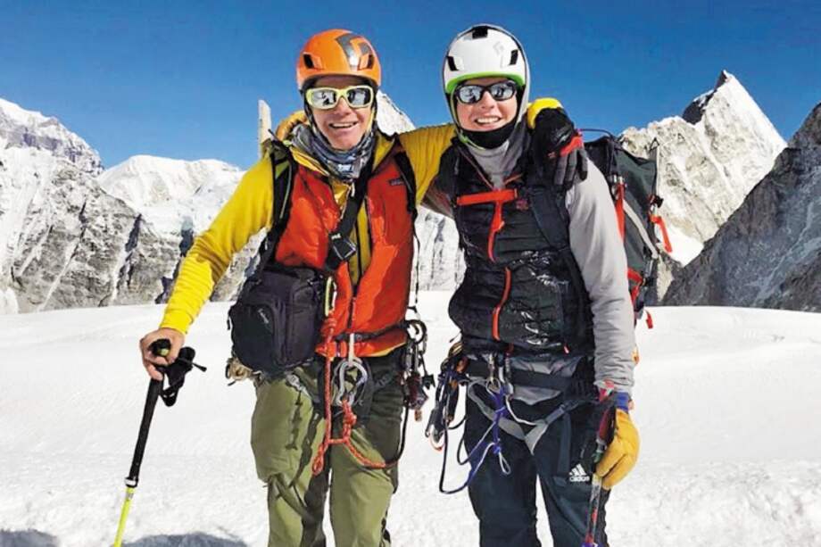 Una publicación en Facebook de Willie Benegas y Matt Moniz desde el Everest. / Benegas Brothers Expeditions