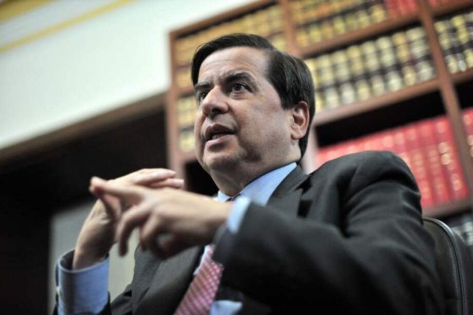 "Es más popular hacer la guerra y mostrar las cabezas del enemigo": Mininterior