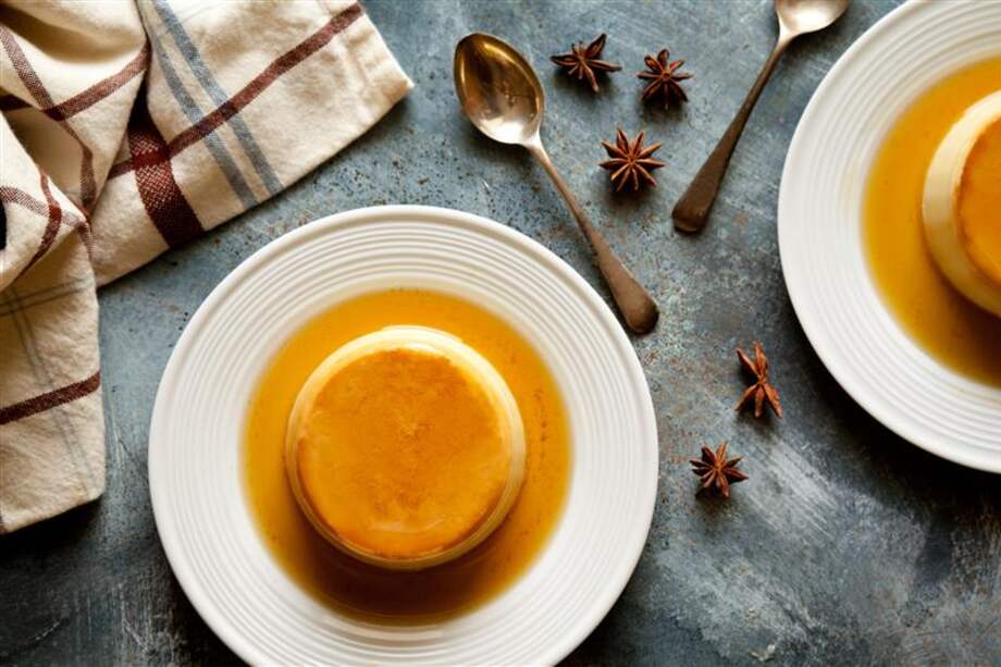 A este flan de maíz no puede faltarle vainilla para resaltar sabores.