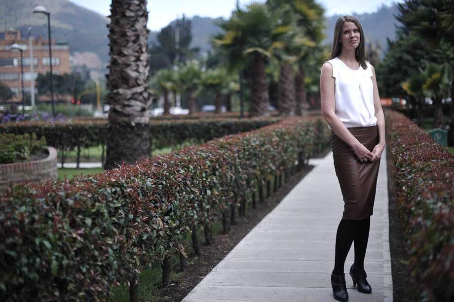 Victoria Kellaway fue periodista de guerra, pobreza y crimen. Le gusta el periodismo colombiano pero asegura que no ejercería esta profesión en el país. / Oscar Pérez