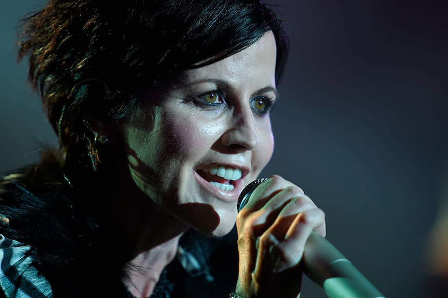 La muerte de la cantante Dolores O'Riordan, líder de la banda irlandesa "The Cranberries", apagó una de las voces más reconocibles de las últimas décadas. / EFE