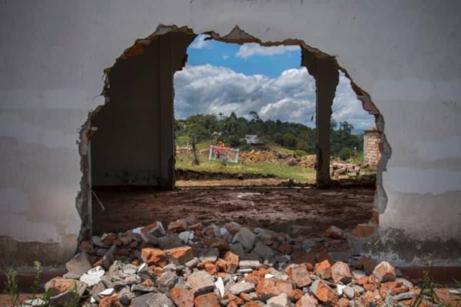 Cementerio San Joaquín, afectado por el conflicto armado en El Tambo (Cauca). /Daniel Sarmiento para el CNMH.