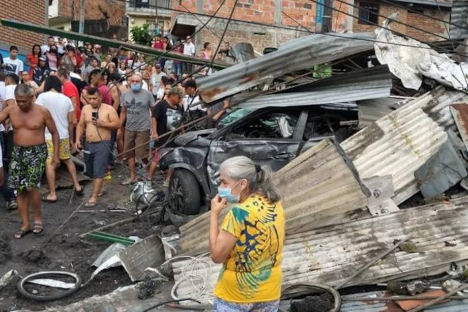 Al parecer, la volqueta que causó el accidente presentó fallas mecánicas.