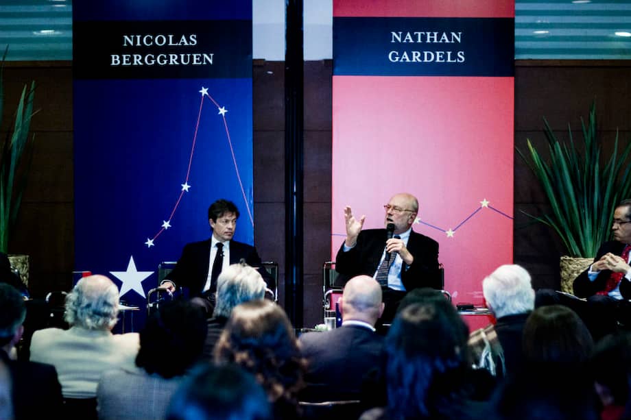 Berggruen y Gardels la semana pasada, durante la presentación de su libro, ‘Gobernanza inteligente para el Siglo XXI’.