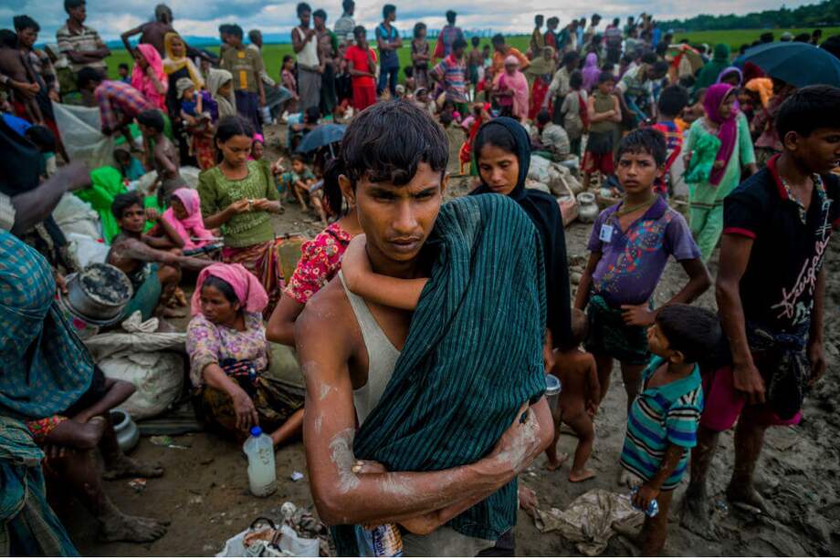 Los periodistas galardonados fueron arrestados por reportar sobre la crisis de los rohinyás. / AFP