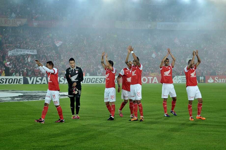 Santa Fe, con 27 puntos, es por el momento el único clasificado a los cuadrangulares semifinales de la Liga Postobón. /AFP