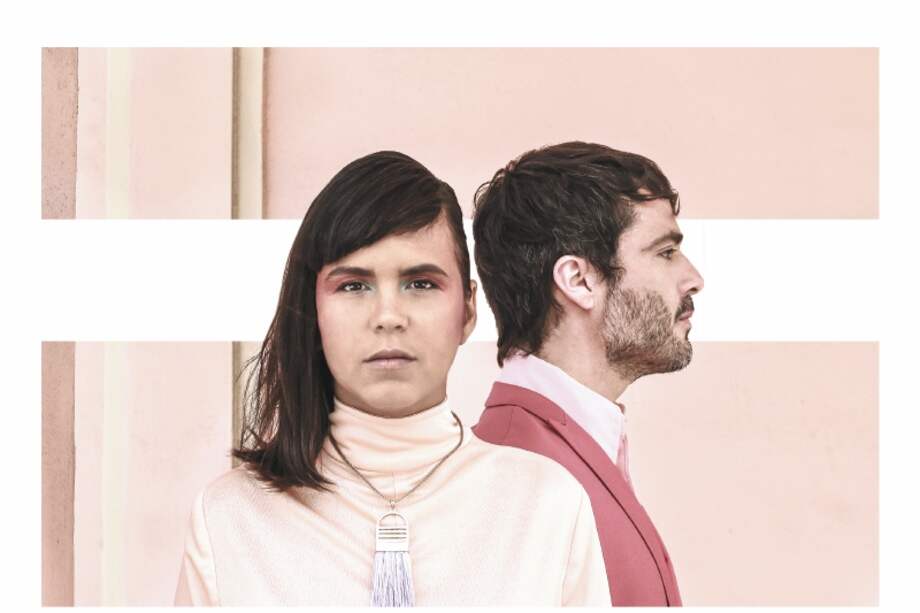 Liliana Saumet y Simón Mejía son los integrantes de la agrupación colombiana Bomba Estéreo. / Sony Music