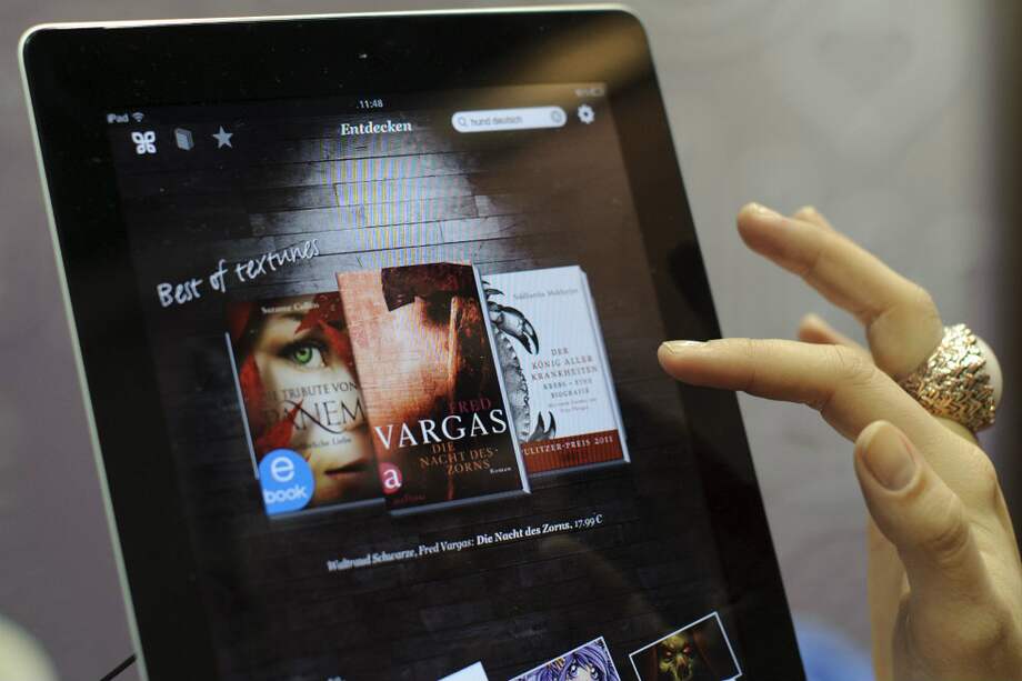 Prueba de eBook en un iPad de Apple. /AFP