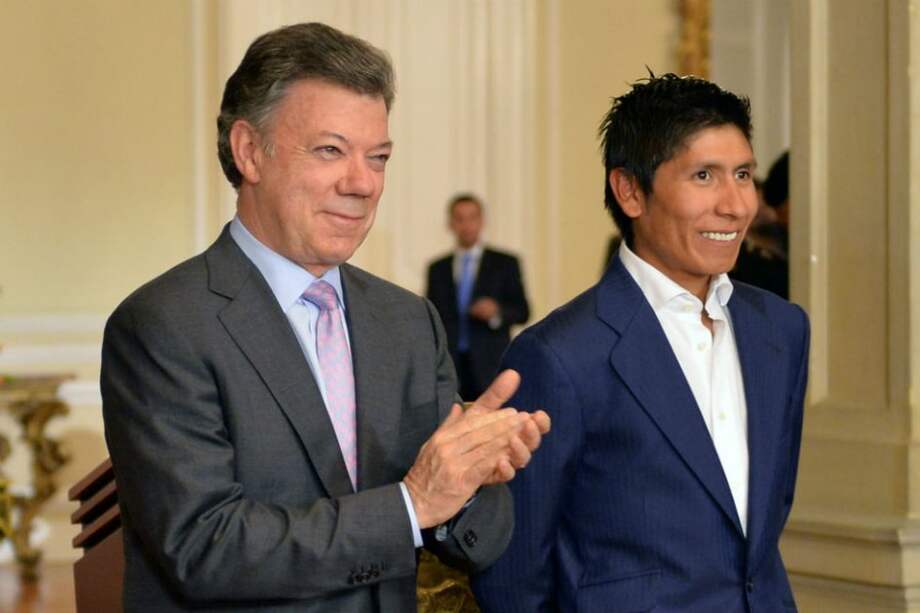 “A nombre de los 47 millones de colombianos, que nos sentimos inspirados con su ejemplo, muchas gracias”, expresó este martes el Presidente Juan Manuel Santos al recibir en la Casa de Nariño al ciclista Nairo Quintana, subcampeón del Tour de Francia.