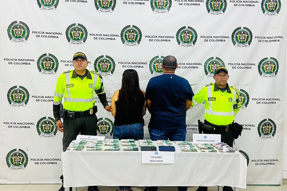 Misael Augusto Villareal Jorge y Virginia Rosa Urango Ramos , quienes se movilizaban en un vehículo Renault Twingo.