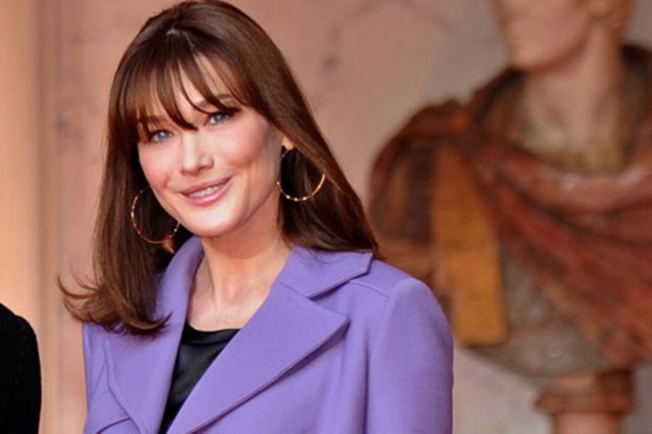 Woody Allen elogia actuación de Carla Bruni