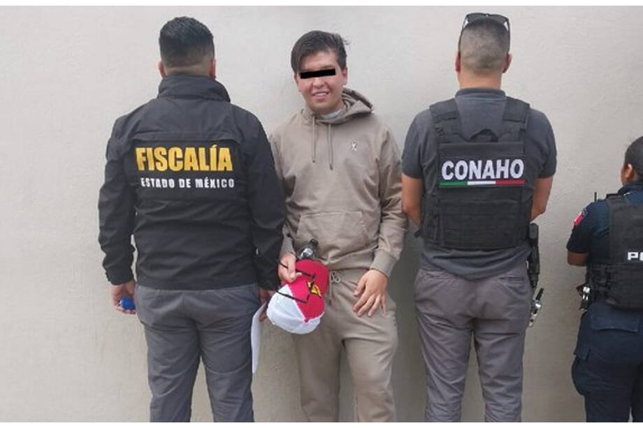 Días después del ataque, 'Fofo' Márquez fue capturado por las autoridades. La fotografía del momento causó rechazo en redes sociales por la sonrisa en su rostro.